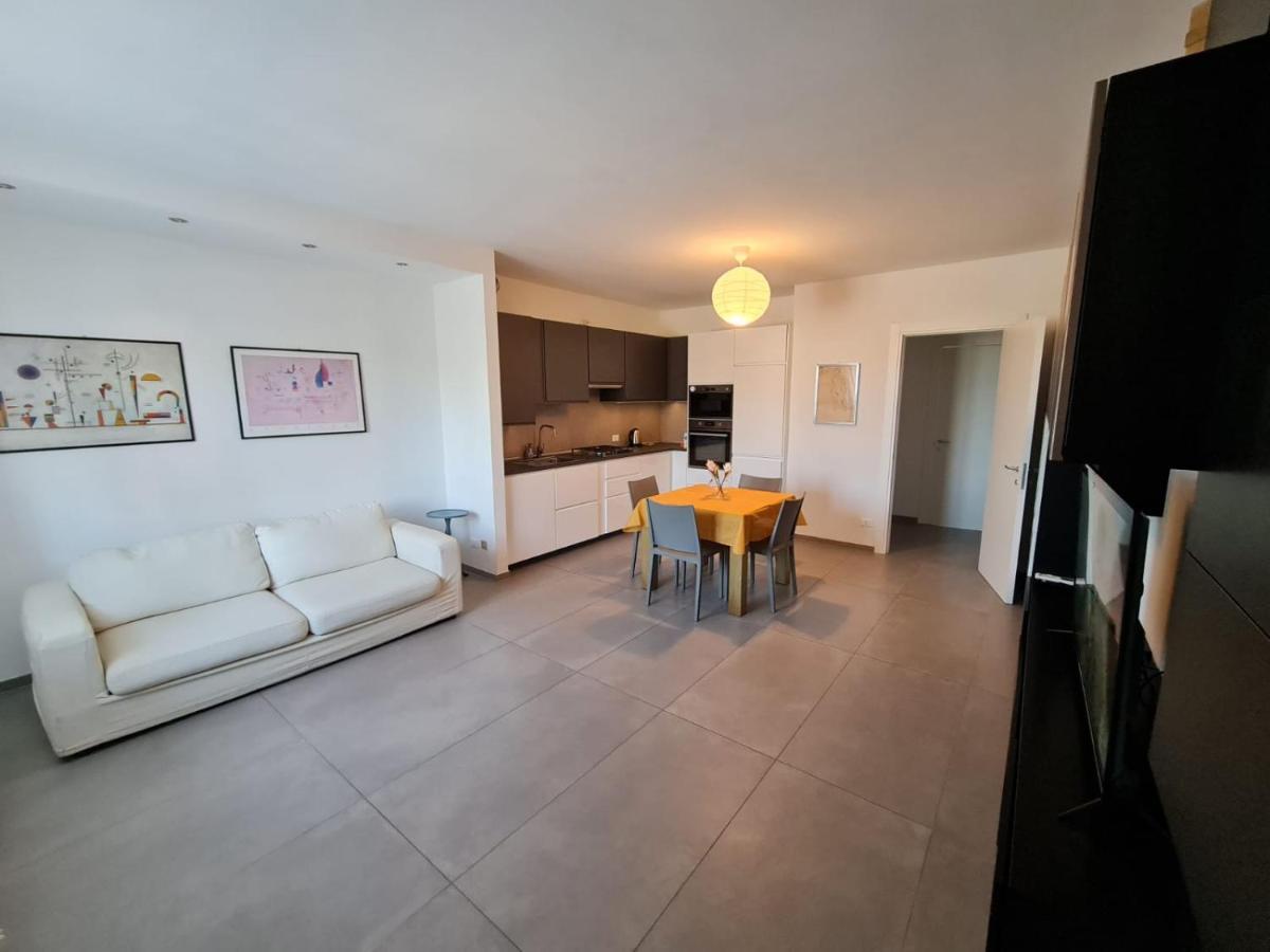Caky'S House Apartment Desenzano del Garda Exterior photo